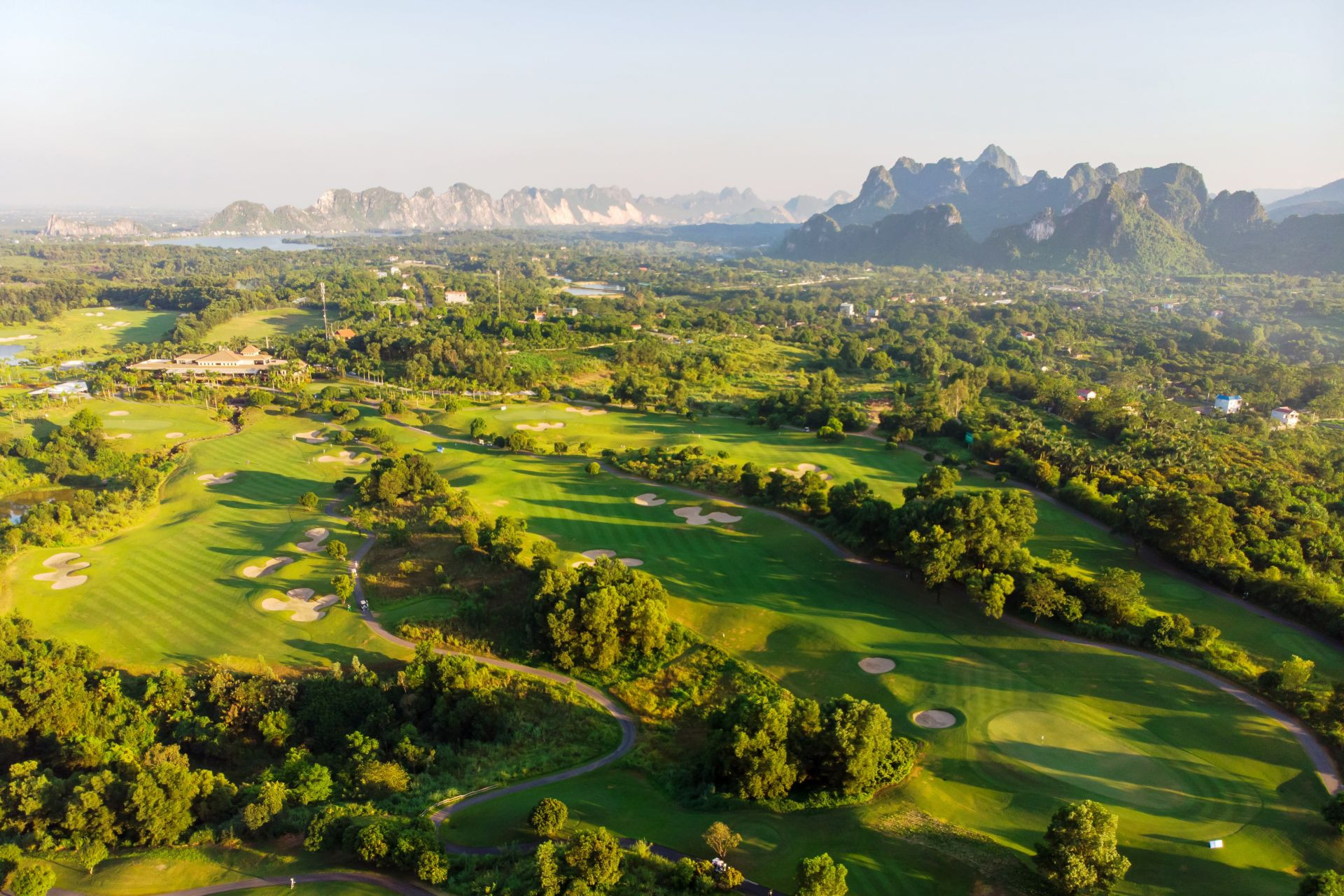 Vì sao không phải là Golfer vẫn nên đầu tư biệt thự Wyndham Skylake Resort & Villas?