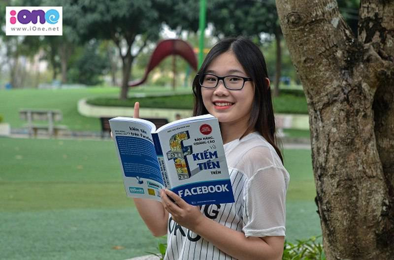 Nắm vững kiến thức marketing trực tuyến giúp bạn lên kế hoạch truyền thông, chạy quảng cáo, tăng doanh thu khi bán hàng qua Facebook.