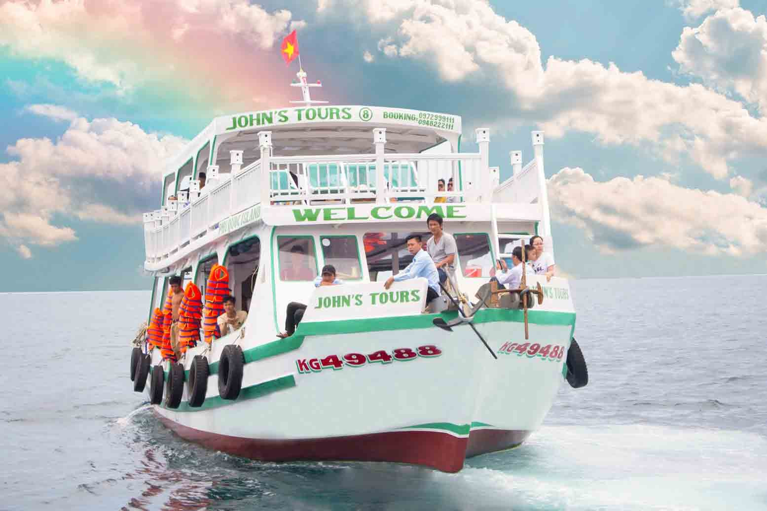 Tàu du lịch John