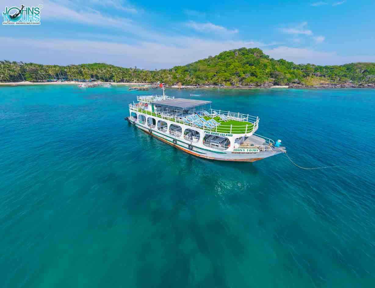 Tàu John’s Tours Phú Quốc