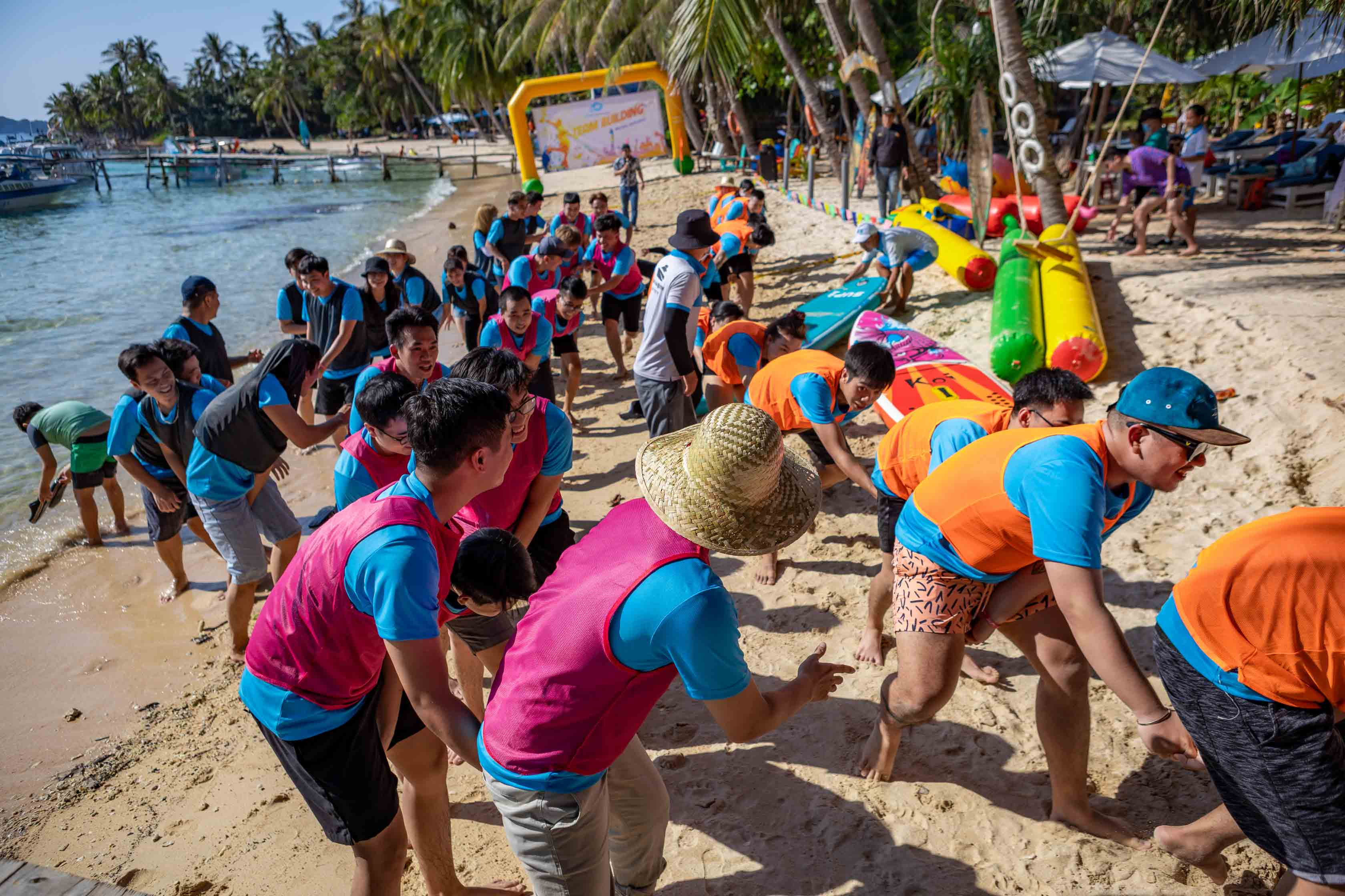 Team building trên hòn Mây Rút Trong Phú Quốc