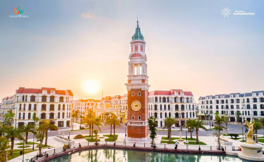 Tháp đồng hồ Grand World Phú Quốc