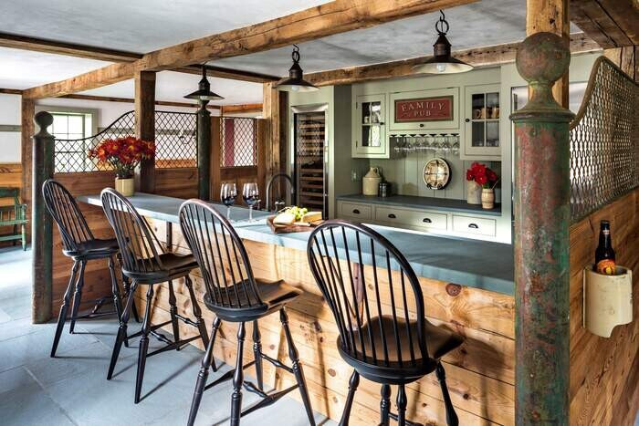 Thiết kế quán pub nhỏ Rustic