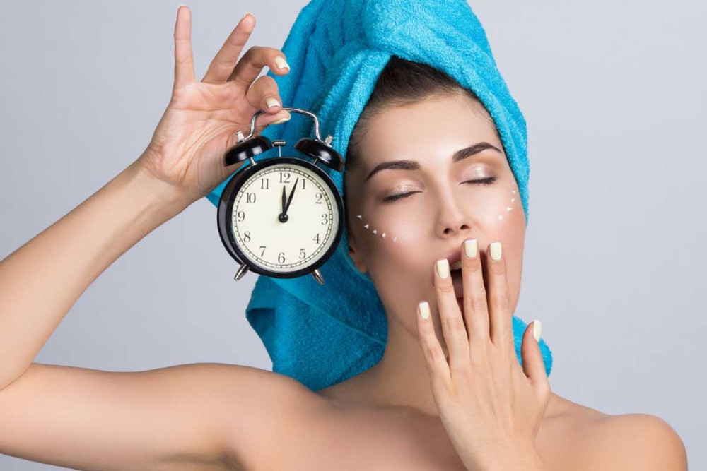 Thời điểm tốt nhất để dưỡng da ban đêm cho da mụn
