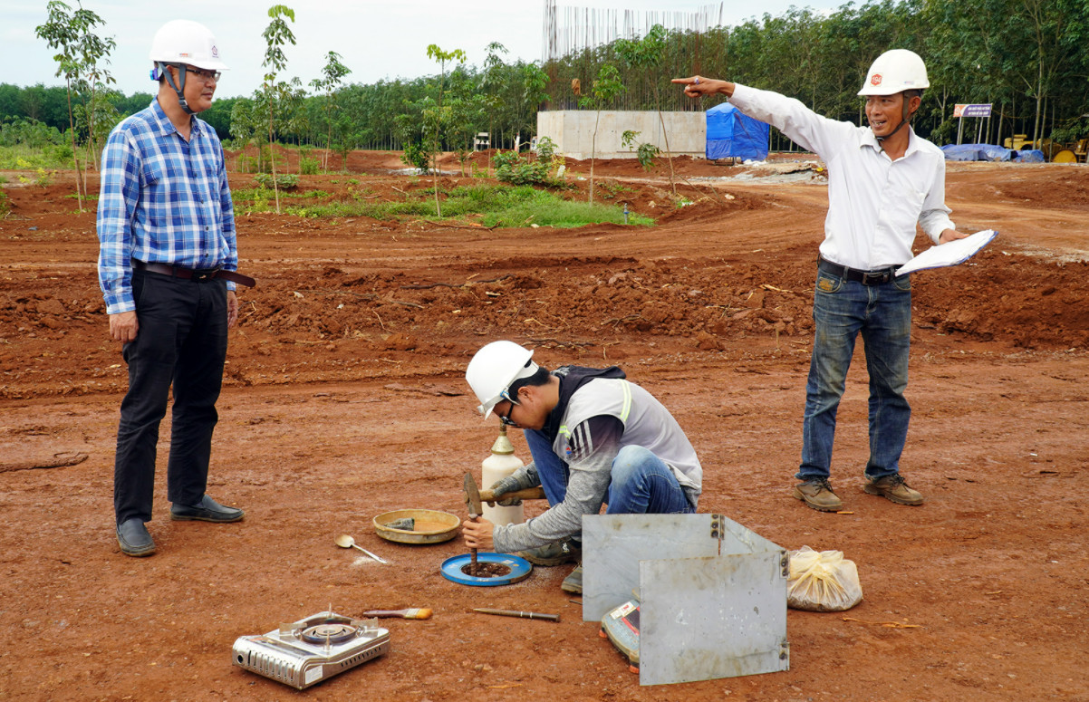 Tiến độ thi công cao tốc