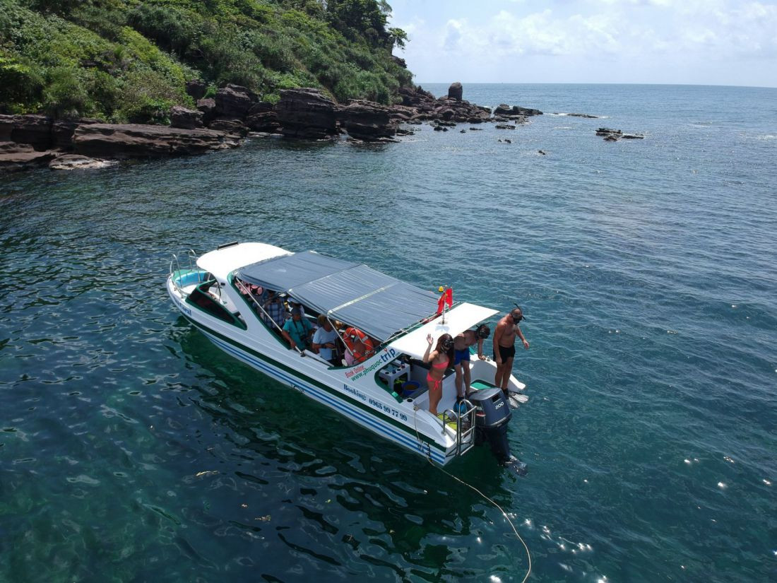 Tour thuyền riêng