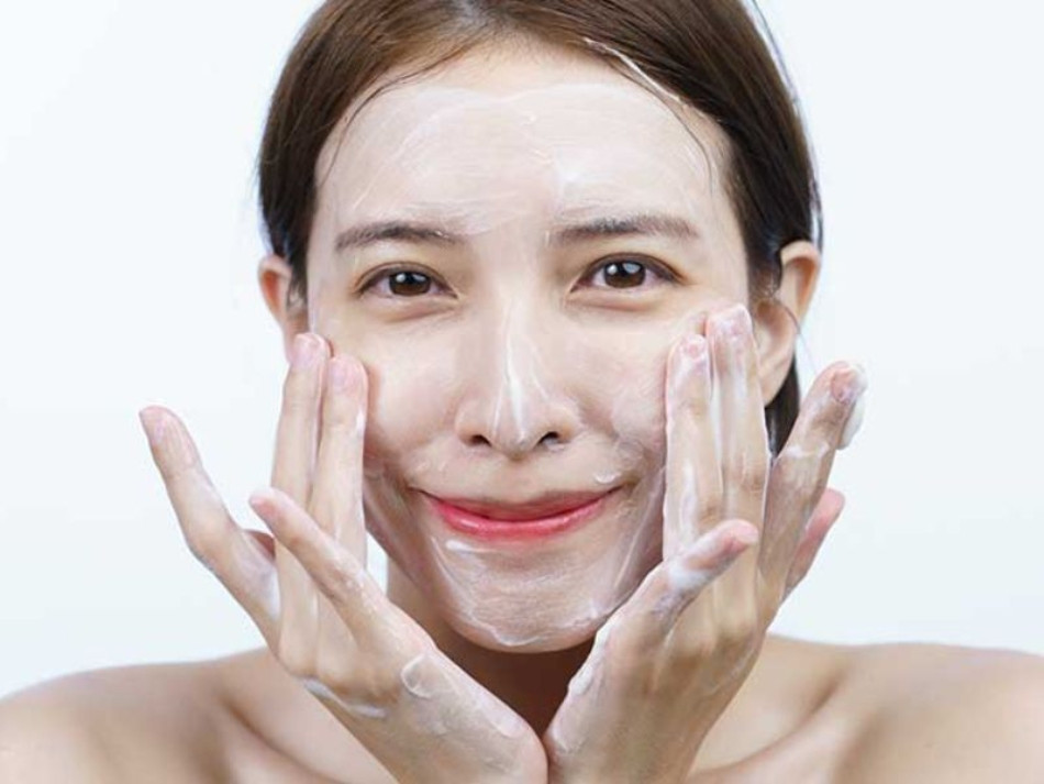 6 Loại Sữa Rửa Mặt Không Nên Dùng Để Bảo Vệ Làn Da Khỏe Mạnh