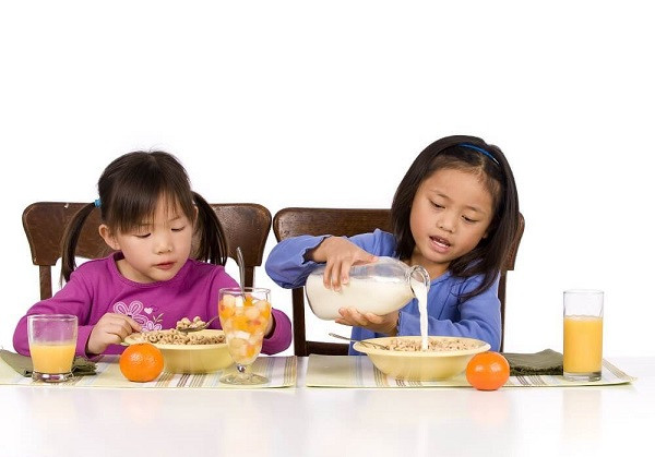 Mách mẹ cách lên thực đơn cho trẻ biếng ăn suy dinh dưỡng