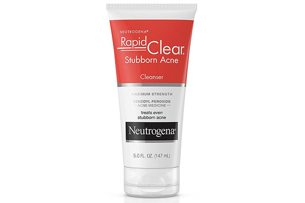 Trị mụn đầu đen bằng Benzoyl Peroxide