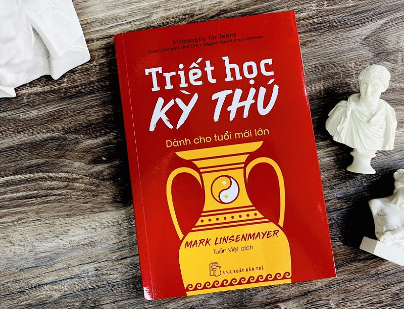 &quot;Triết Học Kỳ Thú&quot; của Mark Linsenmayer kích thích tư duy sáng tạo của tuổi trẻ