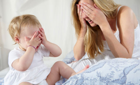 Bé từ 6 – 12 tháng: thời điểm vàng để ba mẹ kích thích các giác quan của trẻ