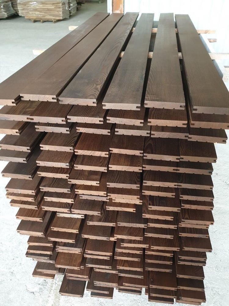 Tại Sao Gỗ Nung Nhiệt Là Vật Liệu Gỗ Ngoài Trời Tốt Nhất?