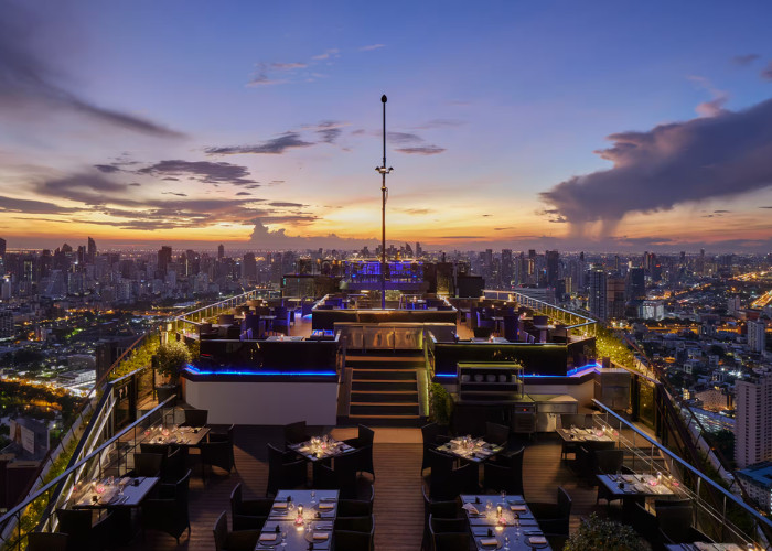 Vertigo &amp; Moon Bar, một trong những quán bar đẹp nhất thế giới của Banyan Tree