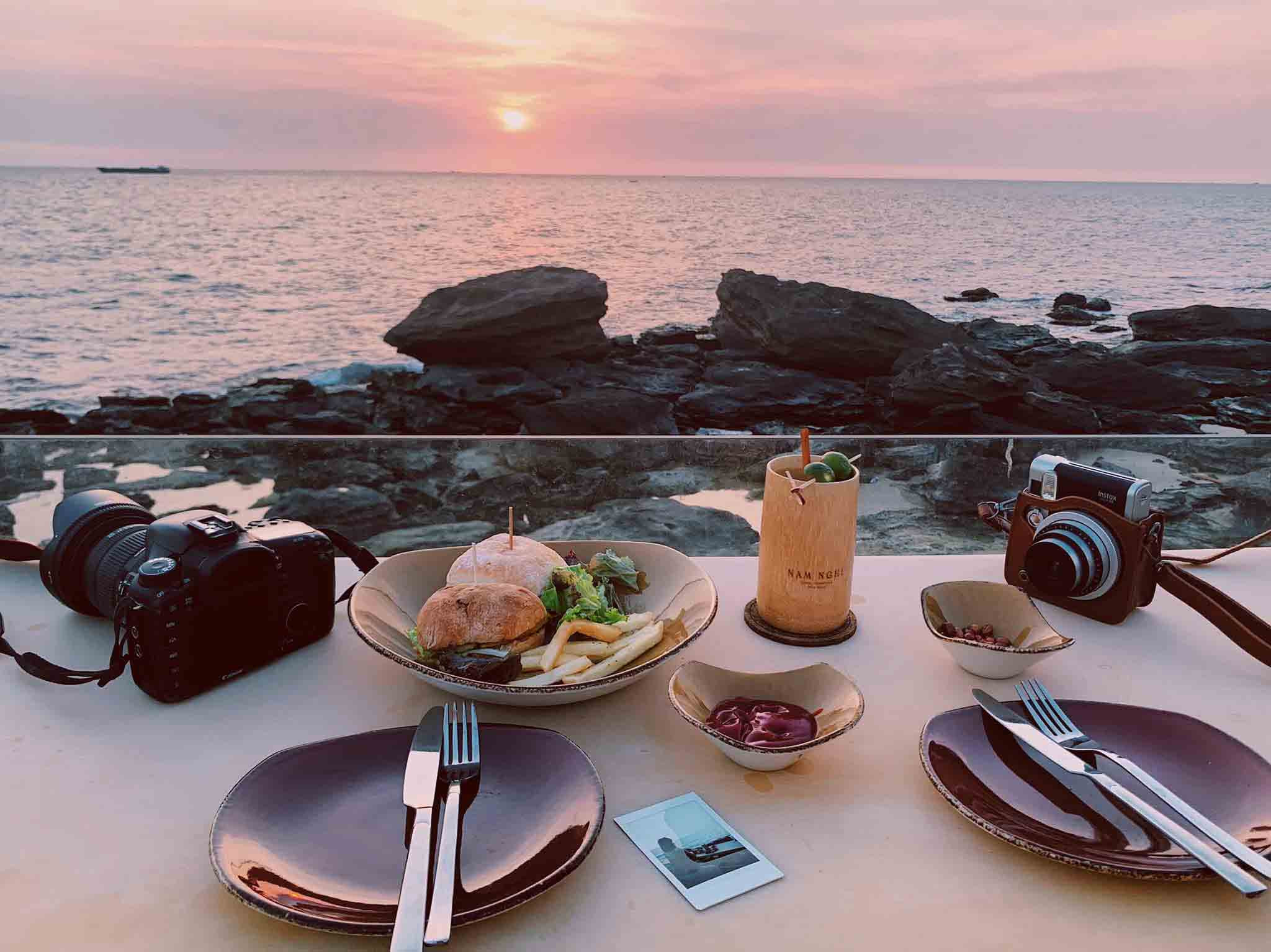 View biển tuyệt đẹp tại Rock Island Club