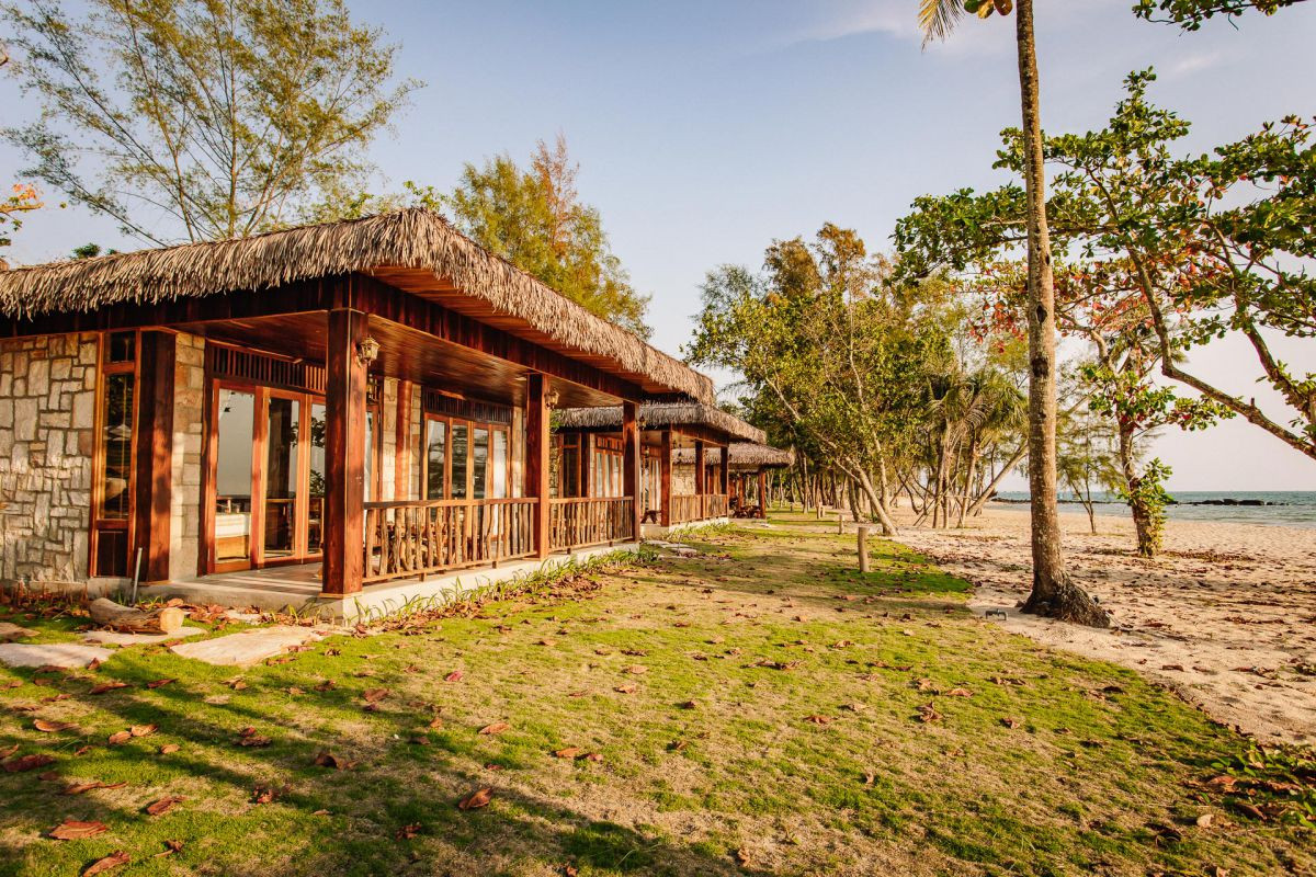 Villa bên cạnh bãi biển - Ocean Bay Resort Phú Quốc