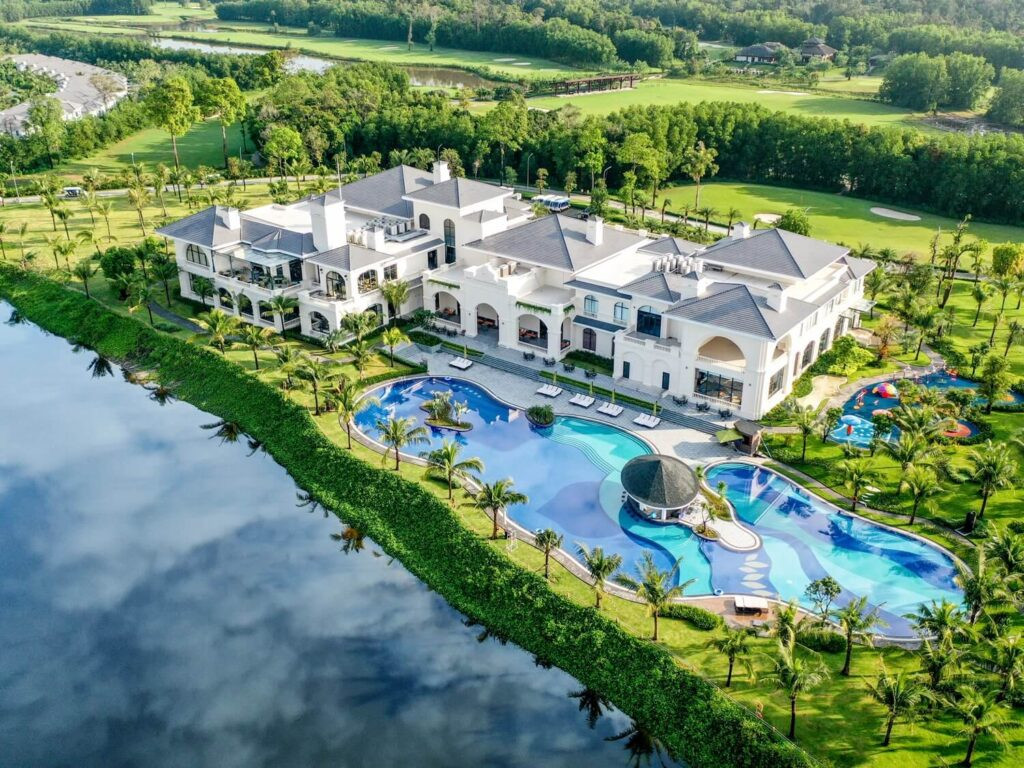 Vinpearl Discovery 1