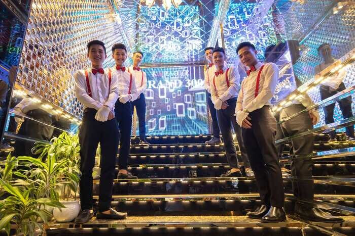 Xây dựng tiêu chuẩn tuyển dụng nhân viên quán Karaoke