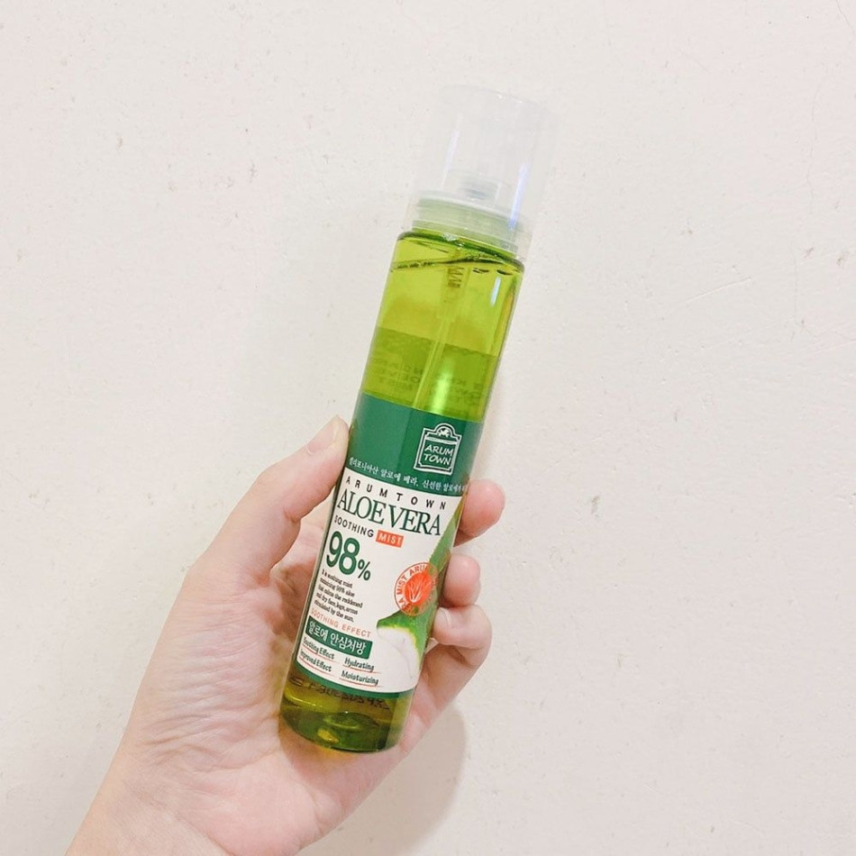 Xét khoáng Arumtown Aloe Vera Soothing Mist 98%