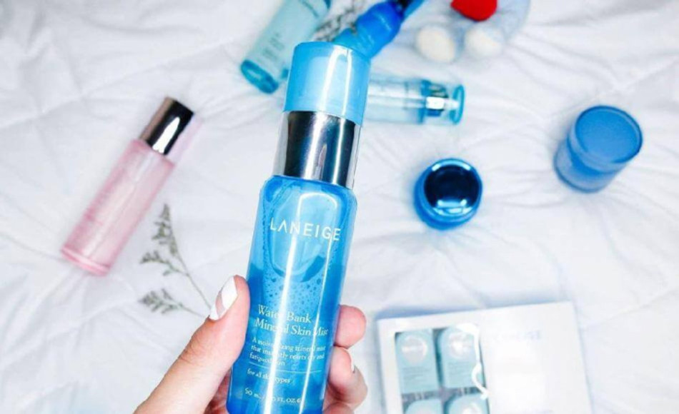 Xịt Khoáng Laneige Water Bank Hydro Mist