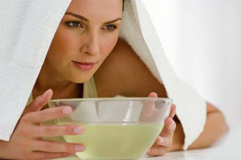Xông hơi da mặt giúp lỗ chân lông được giãn nở và đào thải độc tố tốt hơn